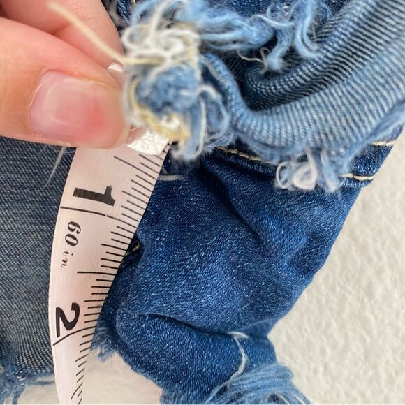 KanCan Dark Wash Denim Raw Fringe Hem High Rise Shorts KC6033M Size 9/28 - Picture 7 of 9